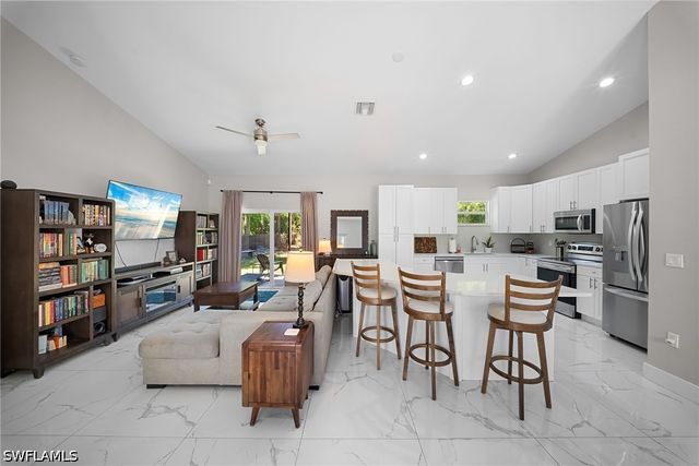 4021 32nd AVE SE, Naples, FL 34117