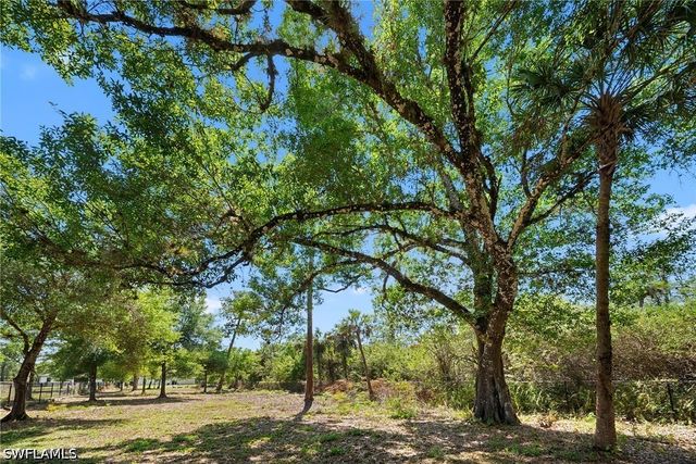 4021 32nd AVE SE, Naples, FL 34117