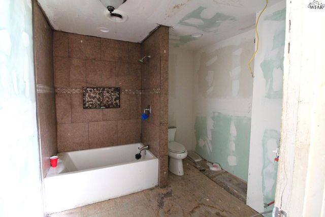 1107 HARLAN AVENUE, Wichita Falls, TX 76306