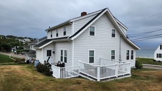 5 Priscilla Beach, Plymouth, MA 02360