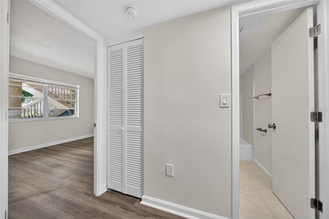 951 79TH AVENUE N 115, St Petersburg, FL 33702