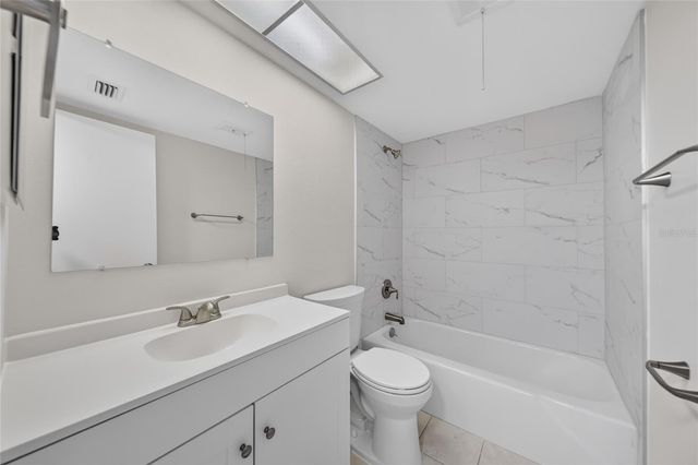 951 79TH AVENUE N 115, St Petersburg, FL 33702