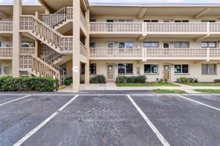 951 79TH AVENUE N 115, St Petersburg, FL 33702