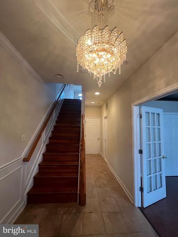 604 RIDGEMONT AVE, Rockville, MD 20850