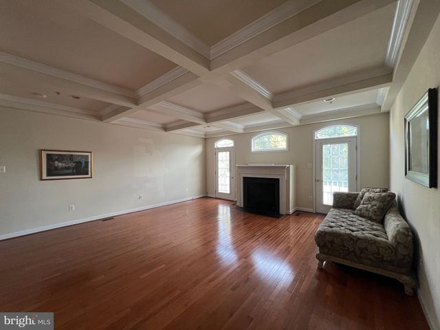 604 RIDGEMONT AVE, Rockville, MD 20850