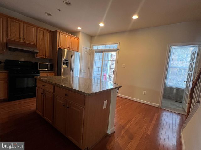 604 RIDGEMONT AVE, Rockville, MD 20850