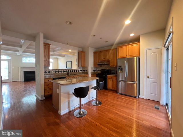 604 RIDGEMONT AVE, Rockville, MD 20850