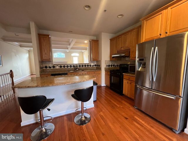 604 RIDGEMONT AVE, Rockville, MD 20850