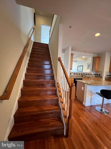 604 RIDGEMONT AVE, Rockville, MD 20850