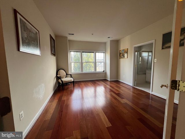 604 RIDGEMONT AVE, Rockville, MD 20850