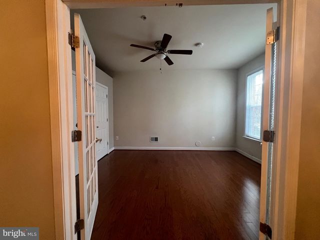 604 RIDGEMONT AVE, Rockville, MD 20850