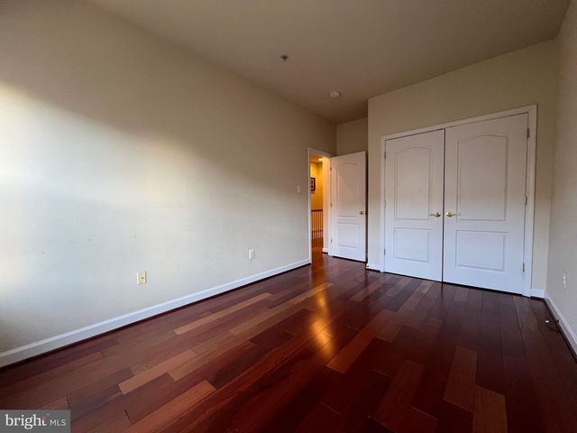 604 RIDGEMONT AVE, Rockville, MD 20850