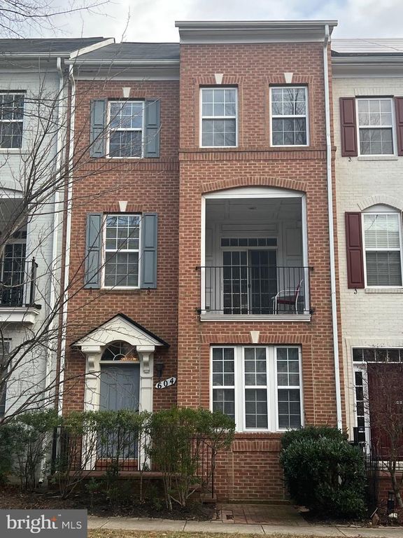 604 RIDGEMONT AVE, Rockville, MD 20850