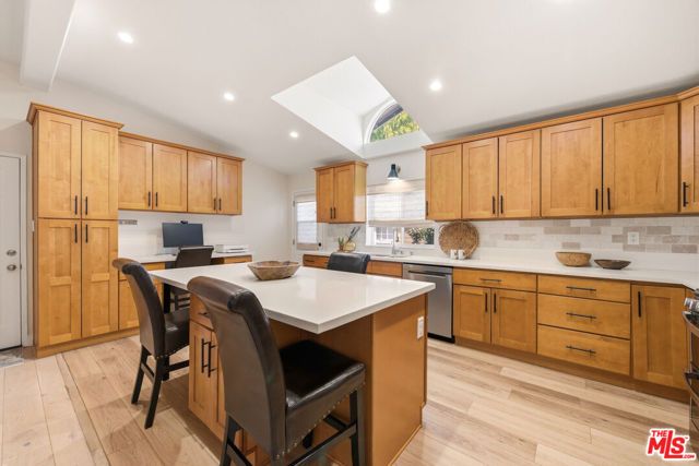 1119 Mohawk, Topanga (los Angeles), CA 90290