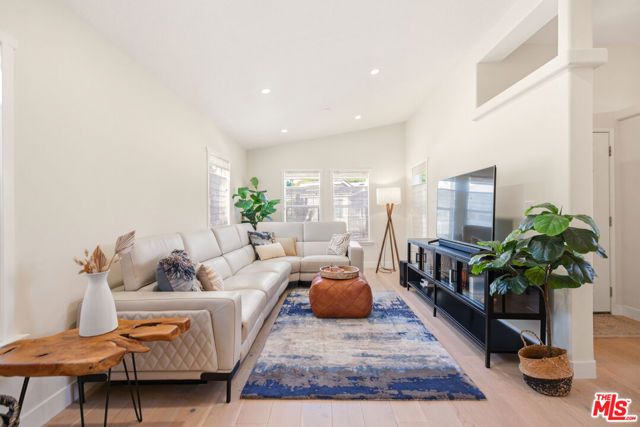 1119 Mohawk, Topanga (los Angeles), CA 90290