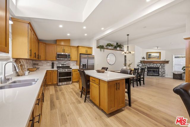 1119 Mohawk, Topanga (los Angeles), CA 90290