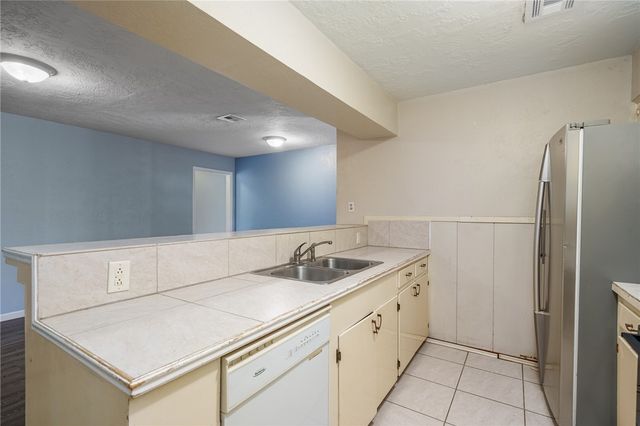 1576 Vineyard, Ingleside, TX 78362