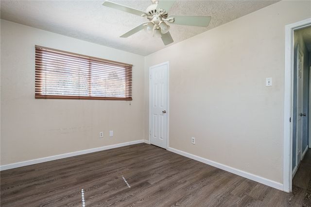 1576 Vineyard, Ingleside, TX 78362