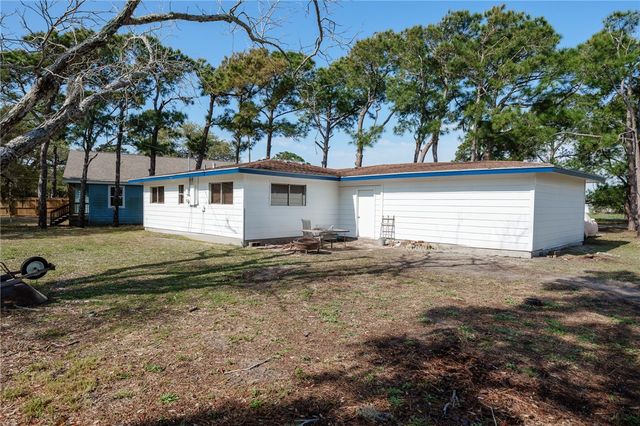 1576 Vineyard, Ingleside, TX 78362