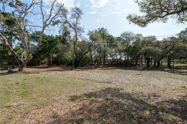 1576 Vineyard, Ingleside, TX 78362