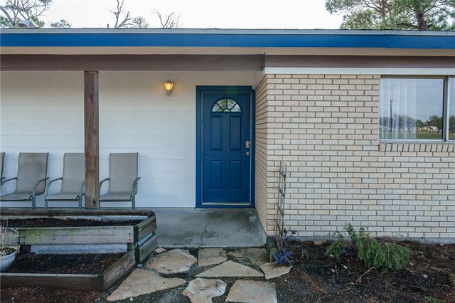 1576 Vineyard, Ingleside, TX 78362