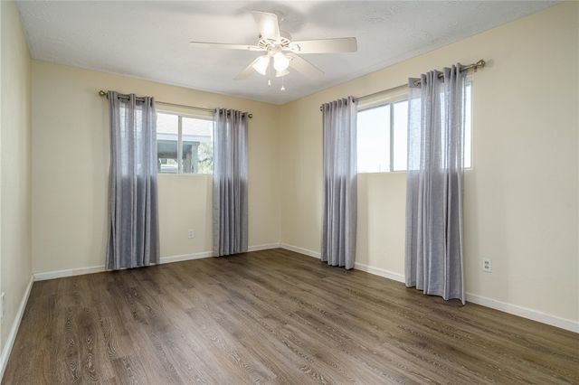 1576 Vineyard, Ingleside, TX 78362