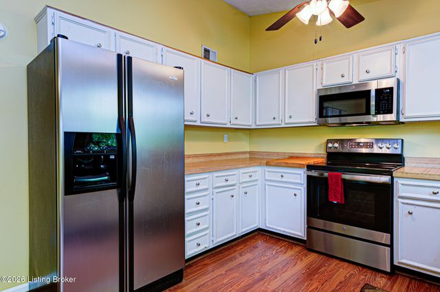 4733 Shenandoah Dr, Louisville, KY 40241