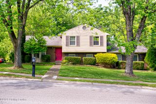4733 Shenandoah Dr, Louisville, KY 40241