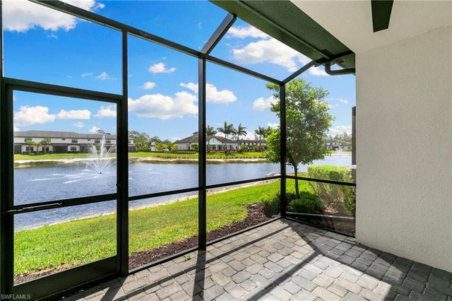 7572 Carnegie WAY, Naples, FL 34119