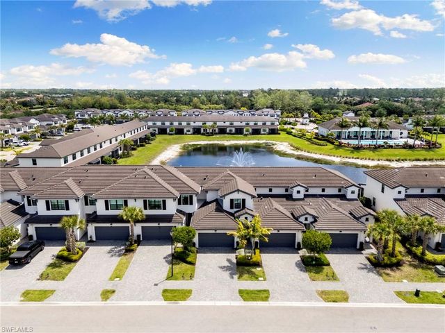 7572 Carnegie WAY, Naples, FL 34119