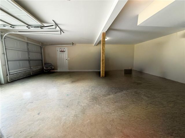 5510 Latham Manor Drive, Gainesville, GA 30506