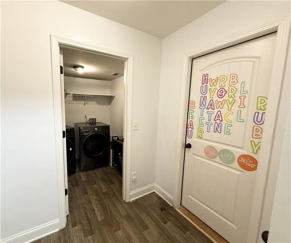 5510 Latham Manor Drive, Gainesville, GA 30506