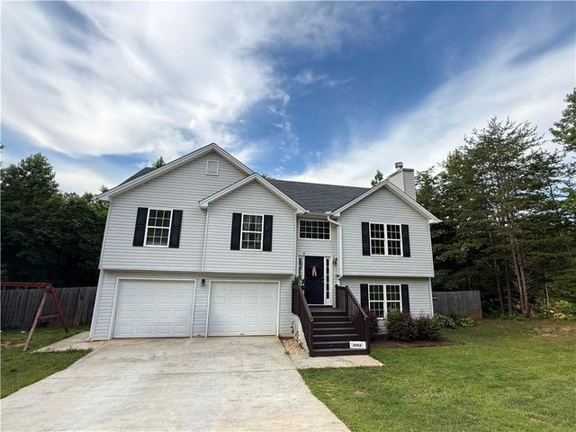 5510 Latham Manor Drive, Gainesville, GA 30506