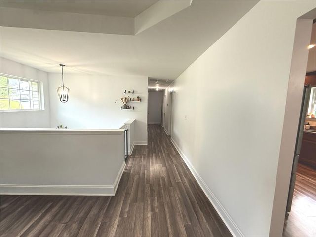 5510 Latham Manor Drive, Gainesville, GA 30506