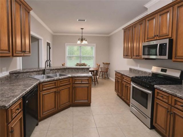 10265 Southland Way, Semmes, AL 36575