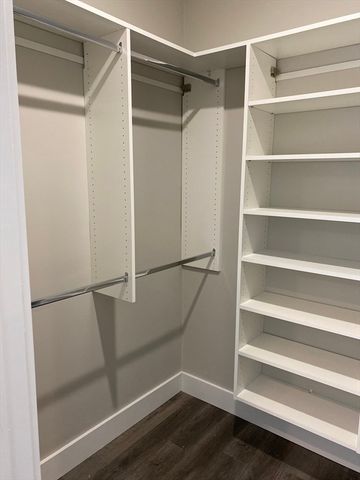 32 Norwood St 7, Boston, MA 02122