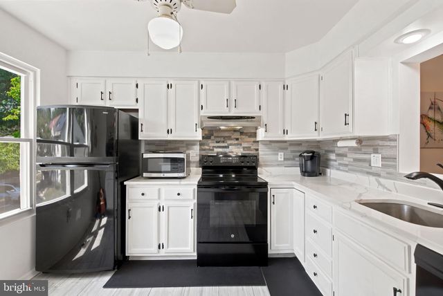 19242 WHEATFIELD TER, Gaithersburg, MD 20879