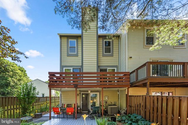 19242 WHEATFIELD TER, Gaithersburg, MD 20879
