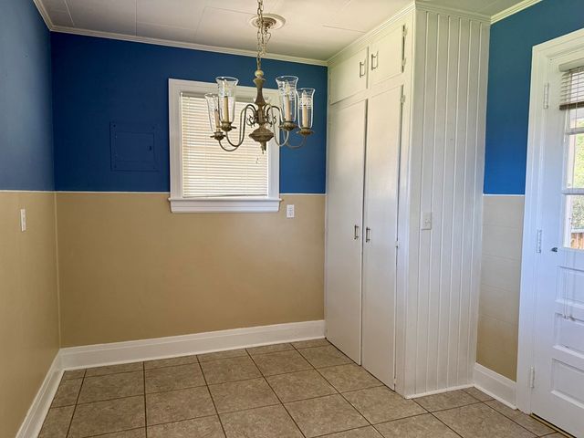 310 W Lakeshore Avenue, Geneva, AL 36340