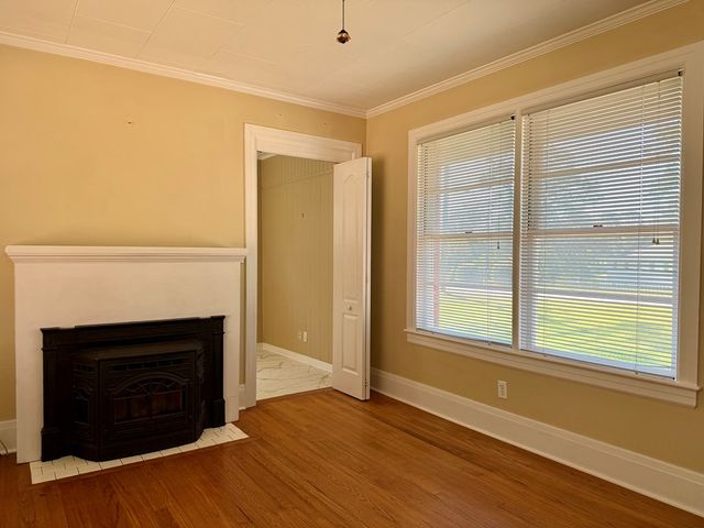 310 W Lakeshore Avenue, Geneva, AL 36340