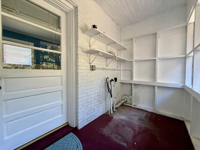 310 W Lakeshore Avenue, Geneva, AL 36340