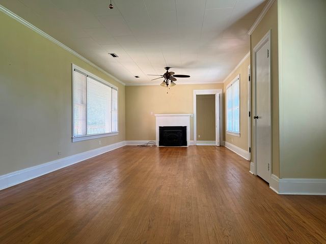 310 W Lakeshore Avenue, Geneva, AL 36340