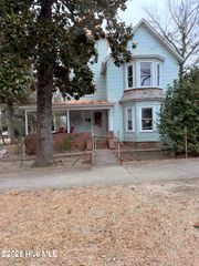 175 W Connecticut Avenue, Southern Pines, NC 28387
