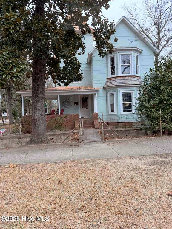 175 W Connecticut Avenue, Southern Pines, NC 28387