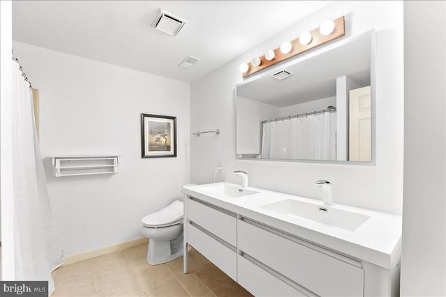 2 BRIARWOOD CT., Landenberg, PA 19350