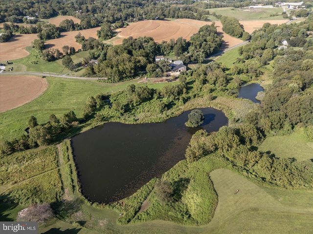 2 BRIARWOOD CT., Landenberg, PA 19350