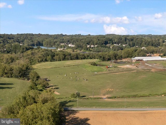 2 BRIARWOOD CT., Landenberg, PA 19350