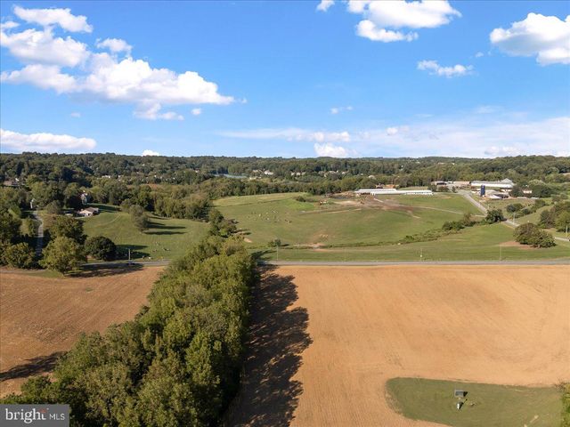 2 BRIARWOOD CT., Landenberg, PA 19350