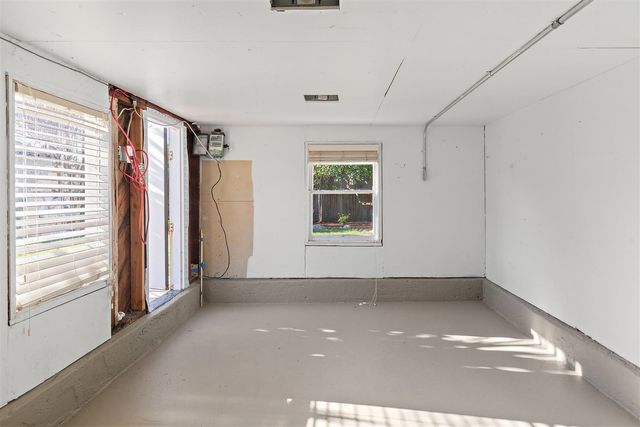 613 41St St, Richmond, CA 94805