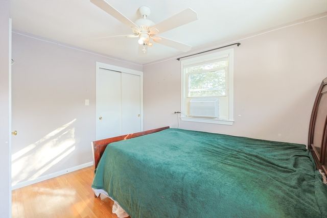 128 Salem Rd, Billerica, MA 01821